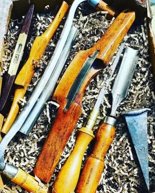I must be the only girl that gets excited about old wood tools this much. What a lovely surprise. ❤️ creative gifts like this. 😍